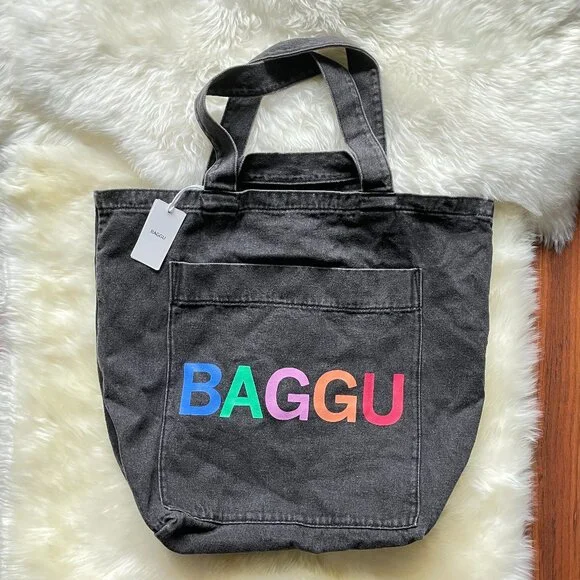Giant Pocket Tote